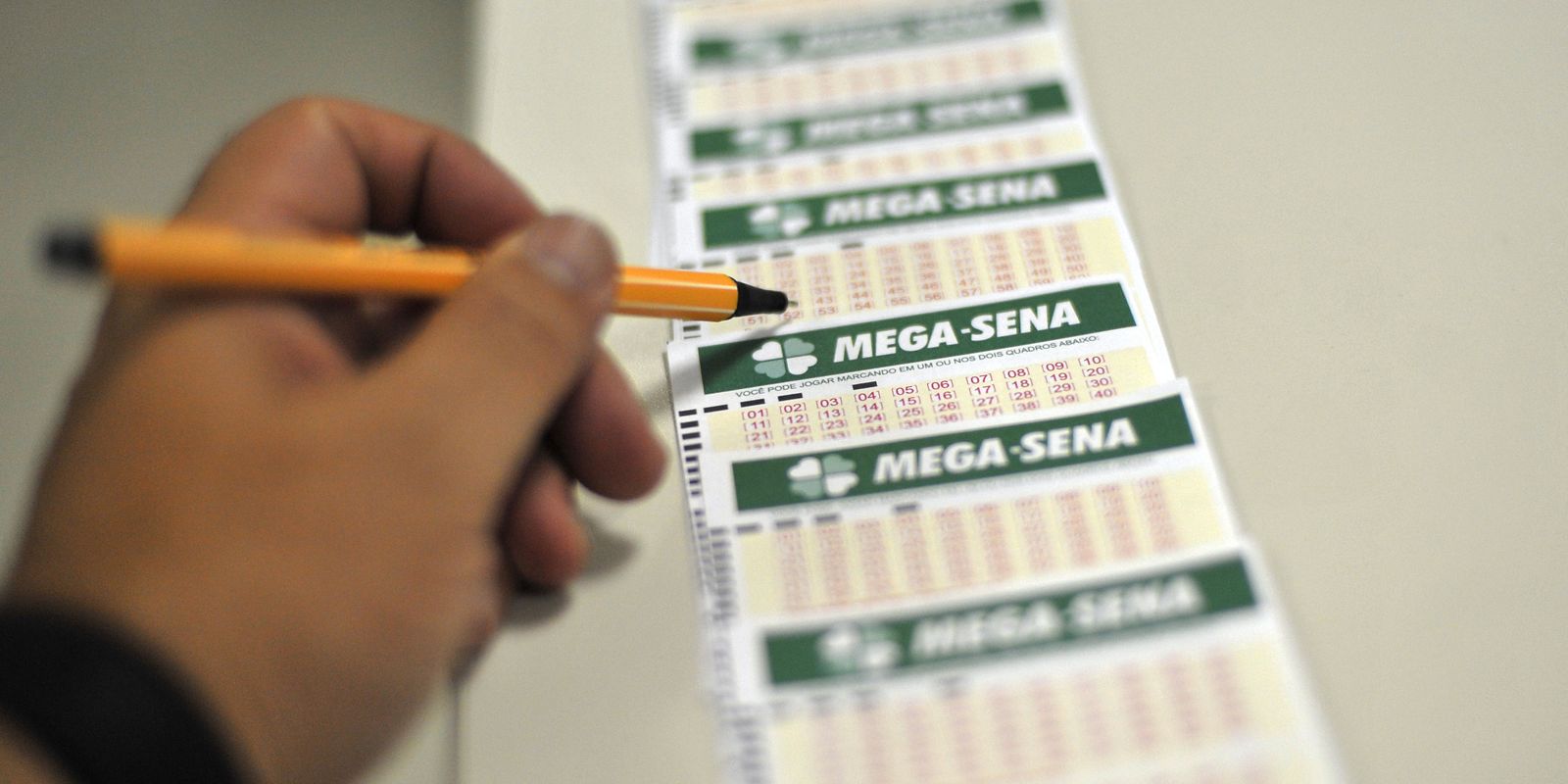 Prêmio acumulado: sorteio da Mega-Sena pode pagar R$ 38 milhões nesta quinta