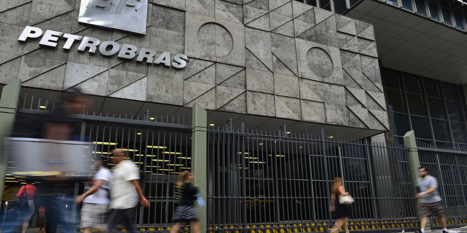 Petrobras fecha contrato de longo prazo para compra de GNL dos Estados Unidos