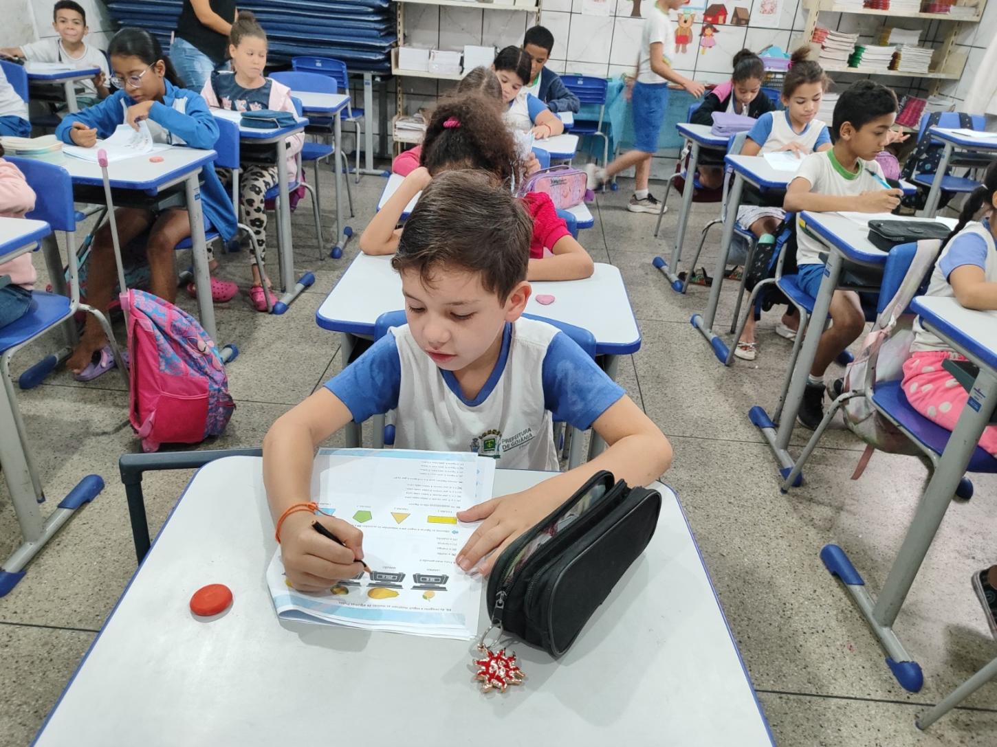 Termina a greve dos servidores administrativos na Rede Municipal de Educação de Goiânia