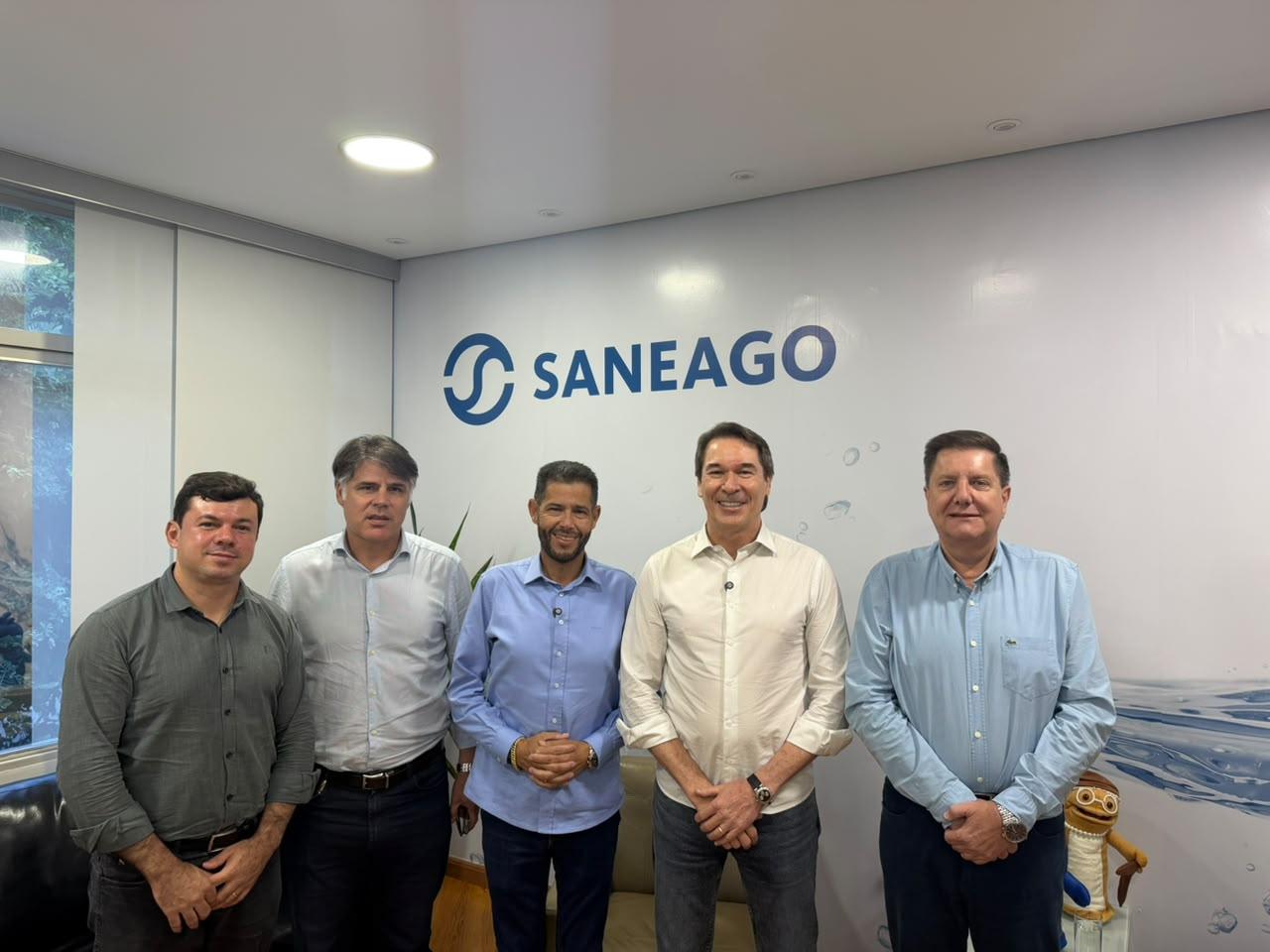 Anderson Teodoro anuncia construção de seis reservatórios de água em Águas Lindas após reunião com a Saneago