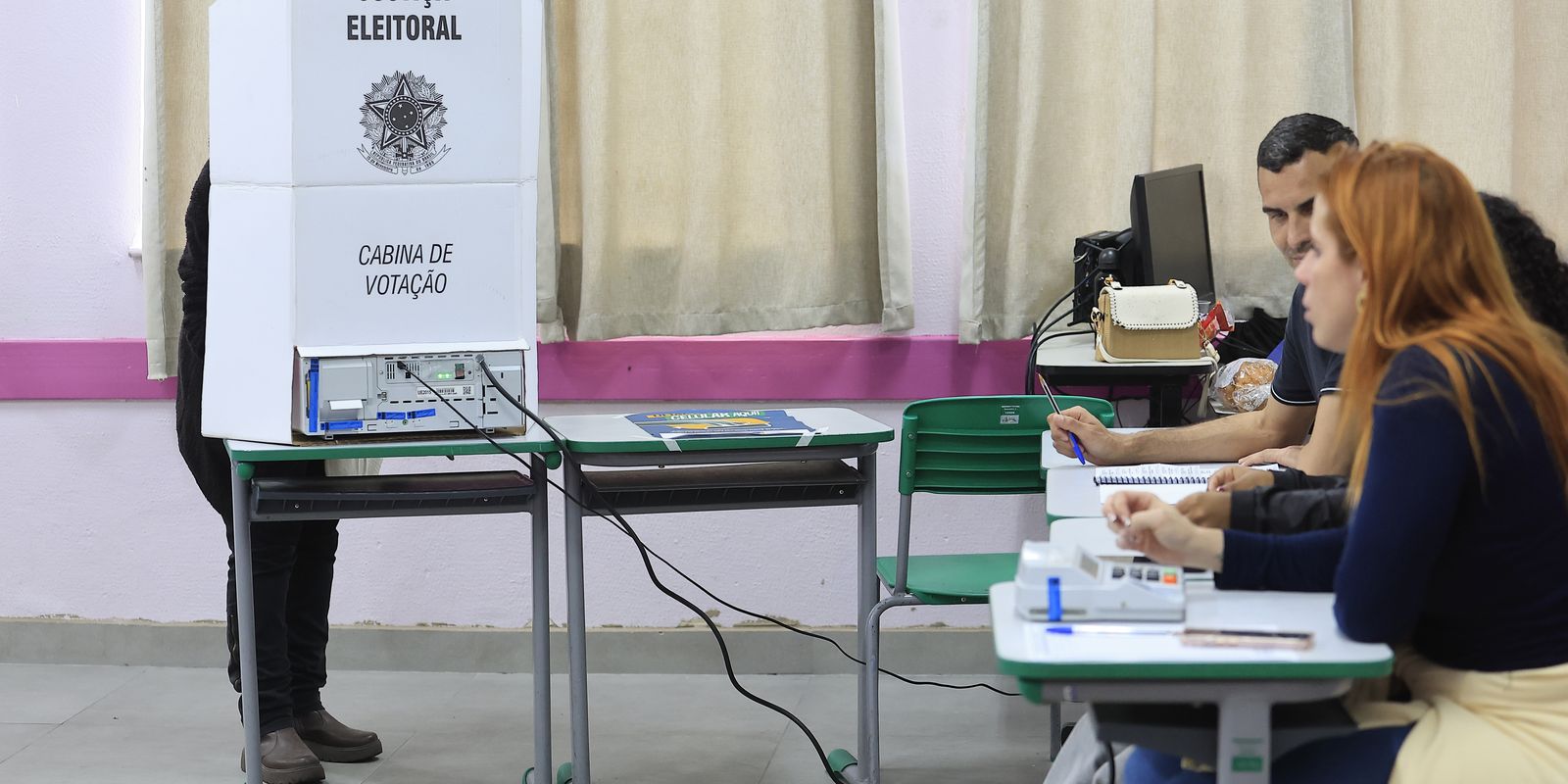Oito partidos assumem o comando dos governadores eleitos em 2026 no país