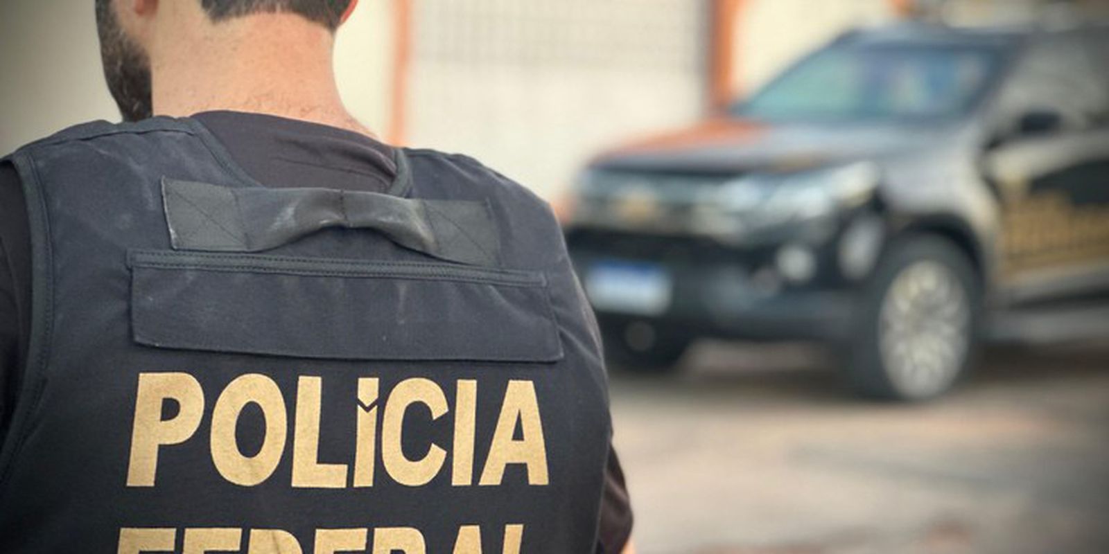 PF investiga uso de broches com câmera para gravar o voto no RJ