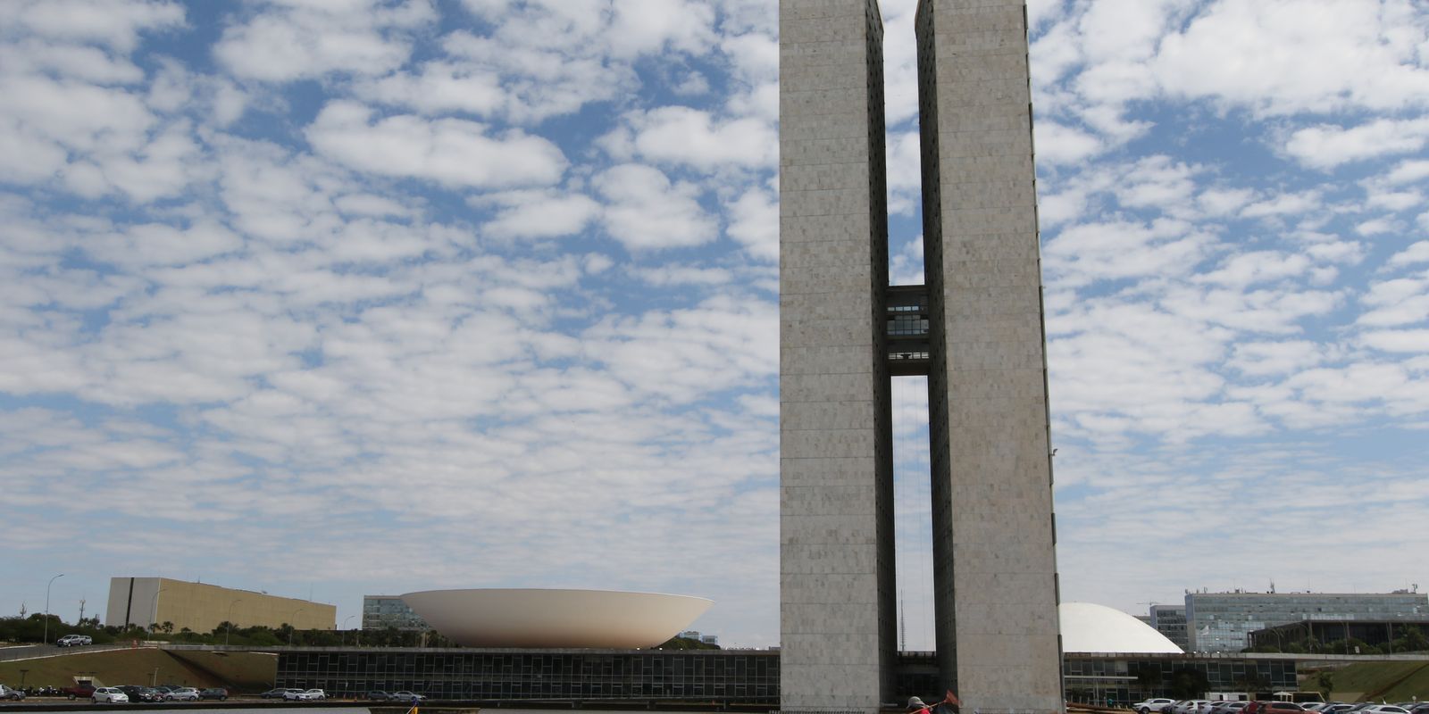 Senado define data para votação do fim da escala 6x1 no plenário