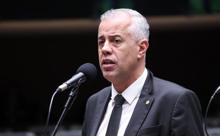 Projeto define regras para participação de filhos em atividades rurais da família