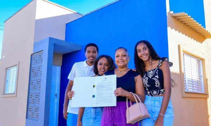 85 famílias de Urutaí e Cezarina realizam sonho da casa própria
