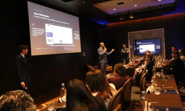 ATIVUA lança 1º app de gestão e negócio de tecnologia médica