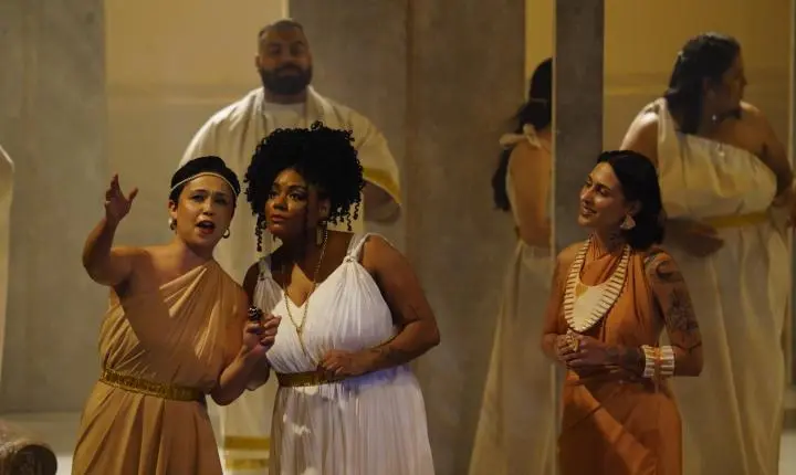 Basileu França apresenta “La Traviata”