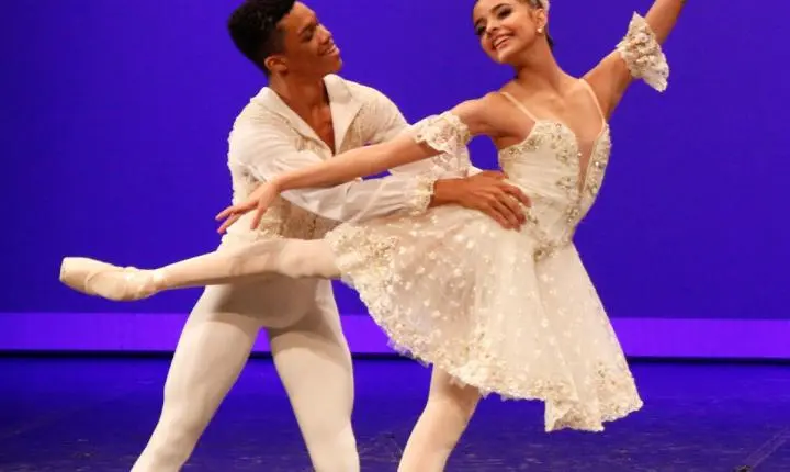 Basileu França é destaque em competição internacional de balé
