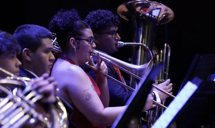 Basileu França reúne em concerto 250 músicos de cinco bandas sinfônicas