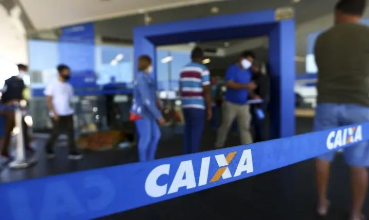 Caixa libera pagamento do Bolsa Família para beneficiários com NIS final 8