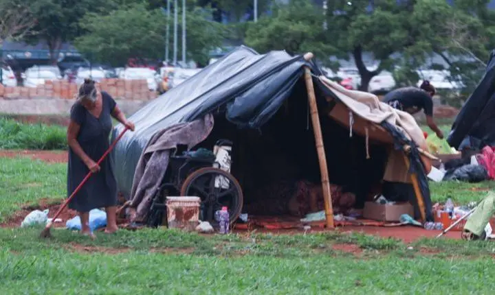 BH: câmara aprova apoio a retorno de morador de rua à terra natal