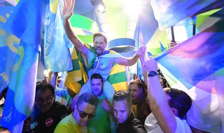 Bruno Peixoto inaugura comitê em Goiânia com mais de 2 mil pessoas e demonstra força para disputa à Câmara Federal