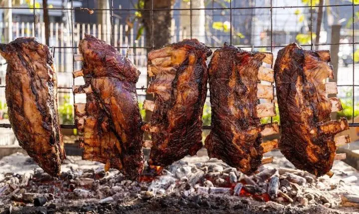 Chão e Brasa transforma estacionamento do Goiânia Shopping em palco para a cultura do churrasco