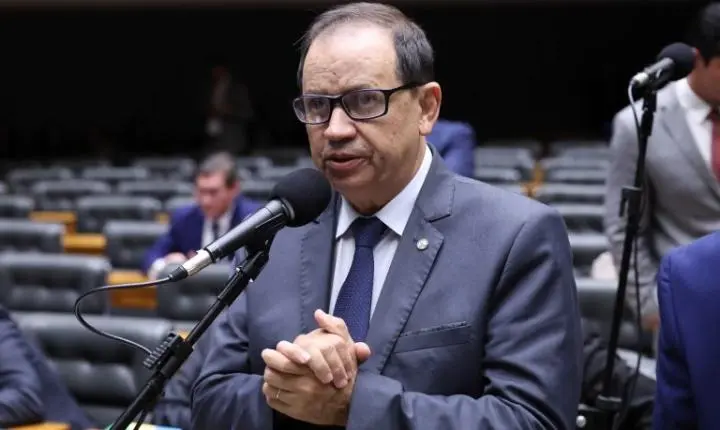 Comissão aprova criação de programa de transporte público entre municípios do interior