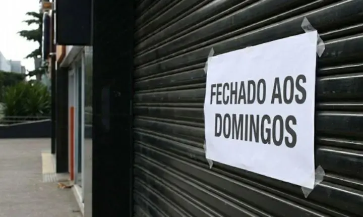 Decisão sobre supermercados foi tomada sem amplo debate
