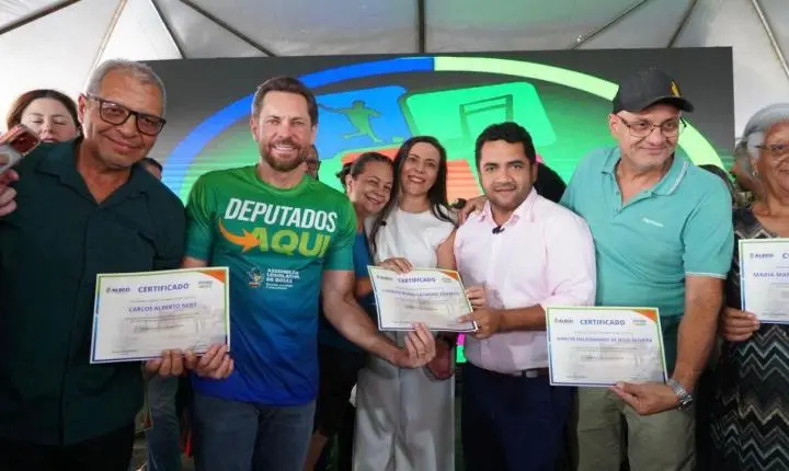 Deputados Aqui fortalece aproximação entre Alego  e população em Caldas Novas e região