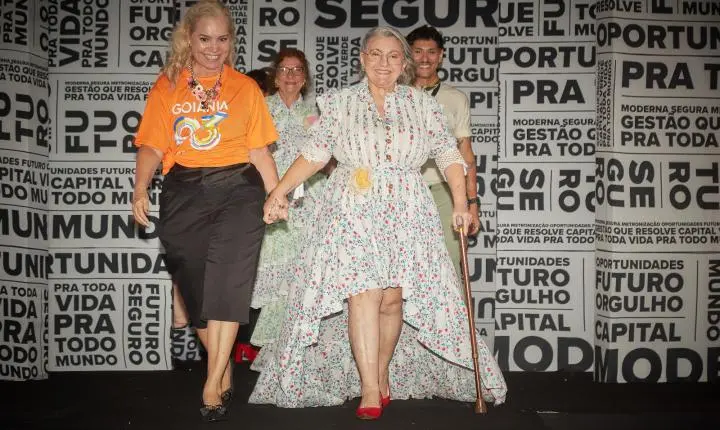 Desfile da Melhor Idade com o tema “Goiânia, Capital das Flores” celebra os 93 anos de Goiânia