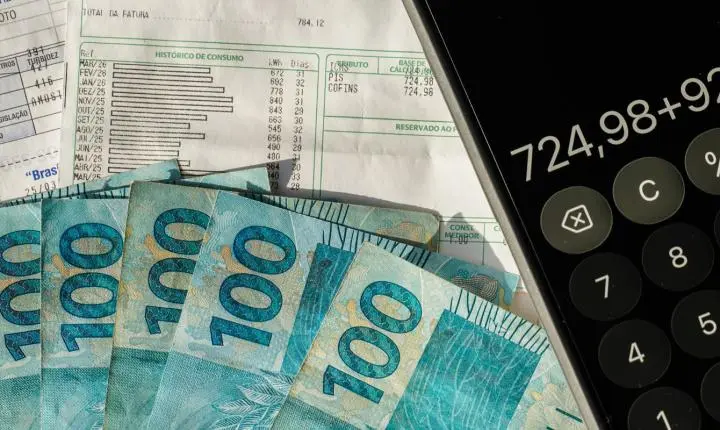 Dívida pública fica em 82,9% do PIB com déficit de R$ 5,5 bilhões em setembro