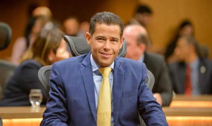Do Entorno para Goiás: a trajetória política de Anderson Teodoro e o trabalho em defesa de Águas Lindas