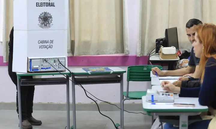 Oito partidos assumem o comando dos governadores eleitos em 2026 no país