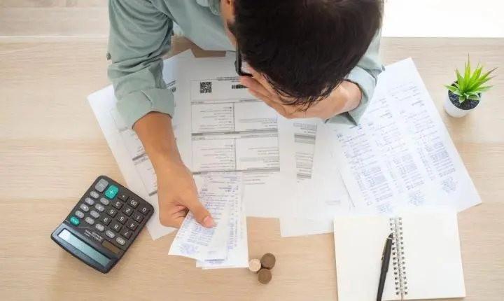 Endividamento recorde expõe fragilidades na gestão financeira das empresas brasileiras