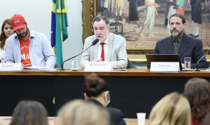 Especialista defende suspensão de licenciamento para exploração de terras raras em Minas Gerais