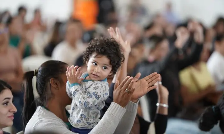 Famílias de Anápolis são contempladas com Aluguel Social e escrituras