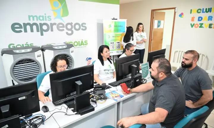 Feirão de Empregos oferece 730 vagas no comércio e eventos
