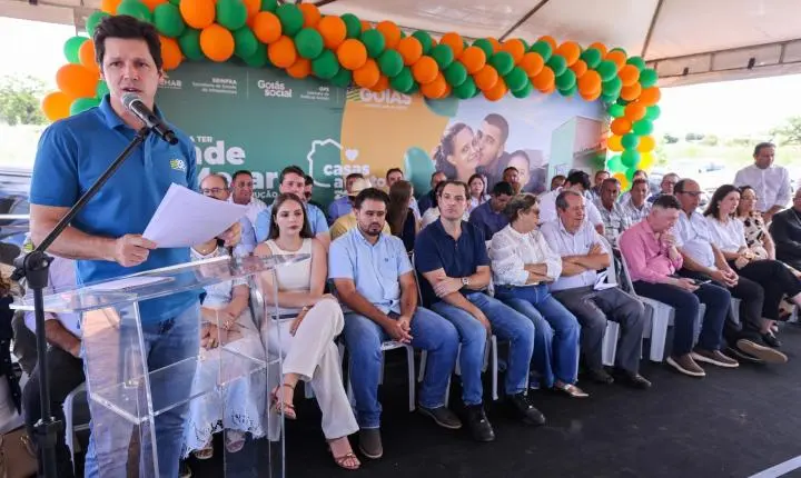 Governo de Goiás entrega casas do programa Pra Ter Onde Morar em Mutunópolis