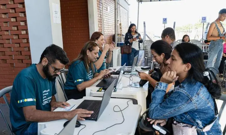 Governo de Goiás promove feirão de empregos com mais de 10 mil vagas em Goiânia e região