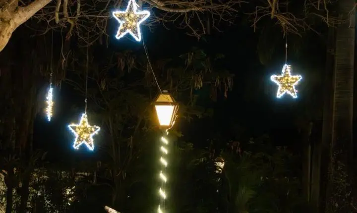 Já é Natal em Pirenópolis e cidade histórica se ilumina com o Natal do Cerrado 2025