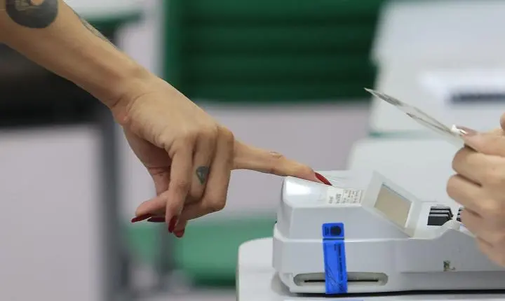 Lula amplia vantagem em todos os estados nas Eleições 2026; Flávio cai em seis