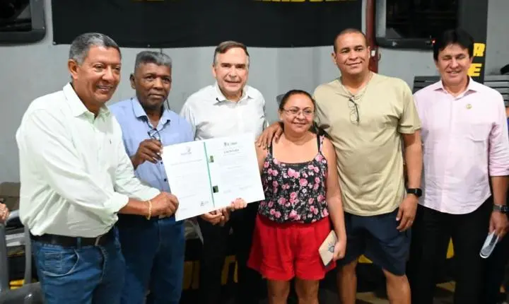 Mabel entrega escrituras a famílias do Residencial Goiânia Viva