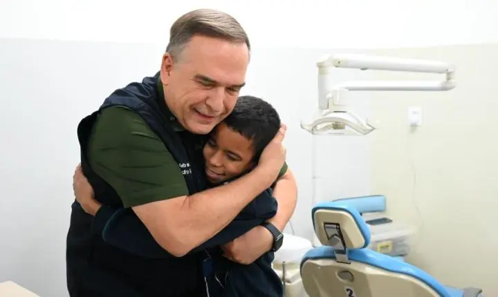 Mabel entrega novos equipamentos e anuncia ampliação do atendimento odontológico em Goiânia
