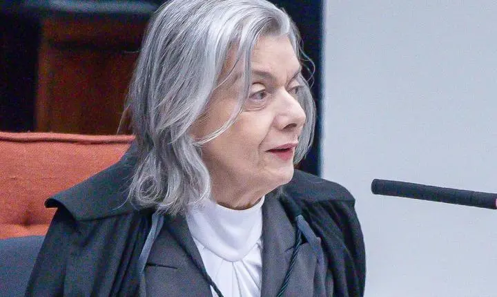 Cármen Lúcia nega ação do transporte público para eleições