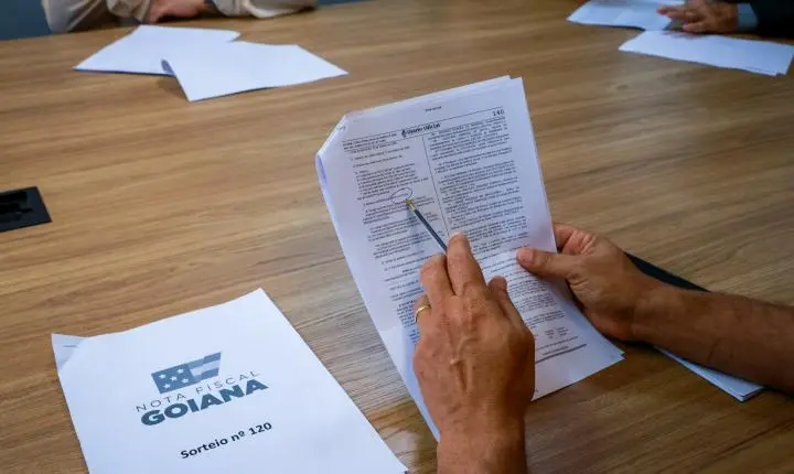 Morador de Goiânia ganha R$ 50 mil com apenas dois bilhetes na Nota Fiscal Goiana