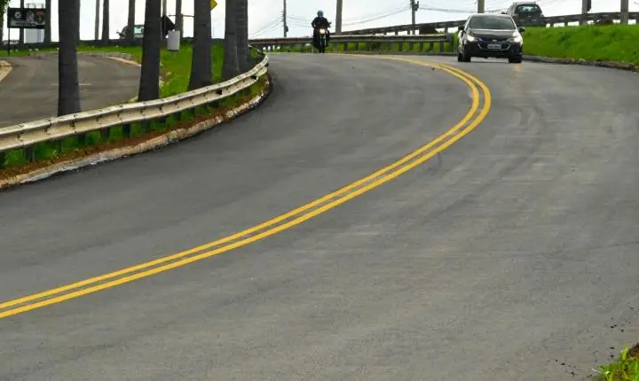 Obras na GO-020 são suspensas durante Romaria de Trindade