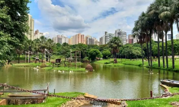 Parques Zoológico e Mutirama têm programação especial e gratuita no Dia das Crianças