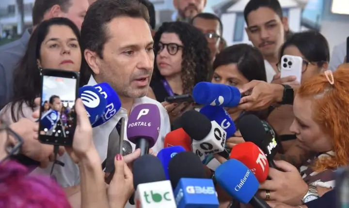 Prefeito Vilela anuncia publicação do edital do concurso da Educação nesta quarta-feira, 30