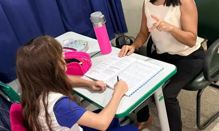 Prefeitura de Goiânia fortalece Educação Bilíngue para estudantes surdos e surdocegos