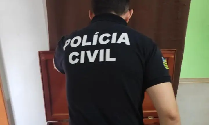Técnica de enfermagem é presa por golpe via PIX com dados hospitalares