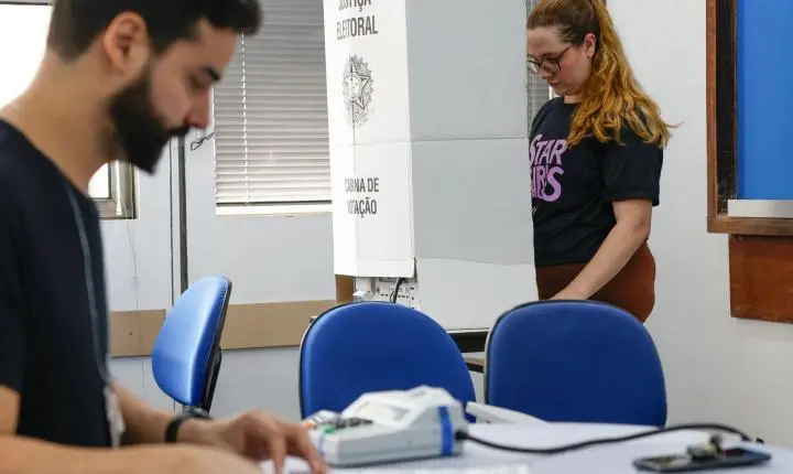 TRE-RJ altera apenas um local de votação no estado para o segundo turno