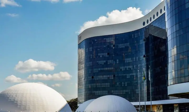 TSE rejeita pedido de Flávio para bloquear postagens de sindicatos