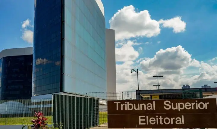 TSE se reúne nesta quinta em busca de consenso sobre IA nas eleições