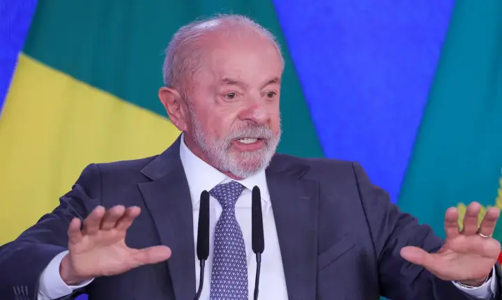 Lula defende a maioridade penal para crimes hediondos em sabatina